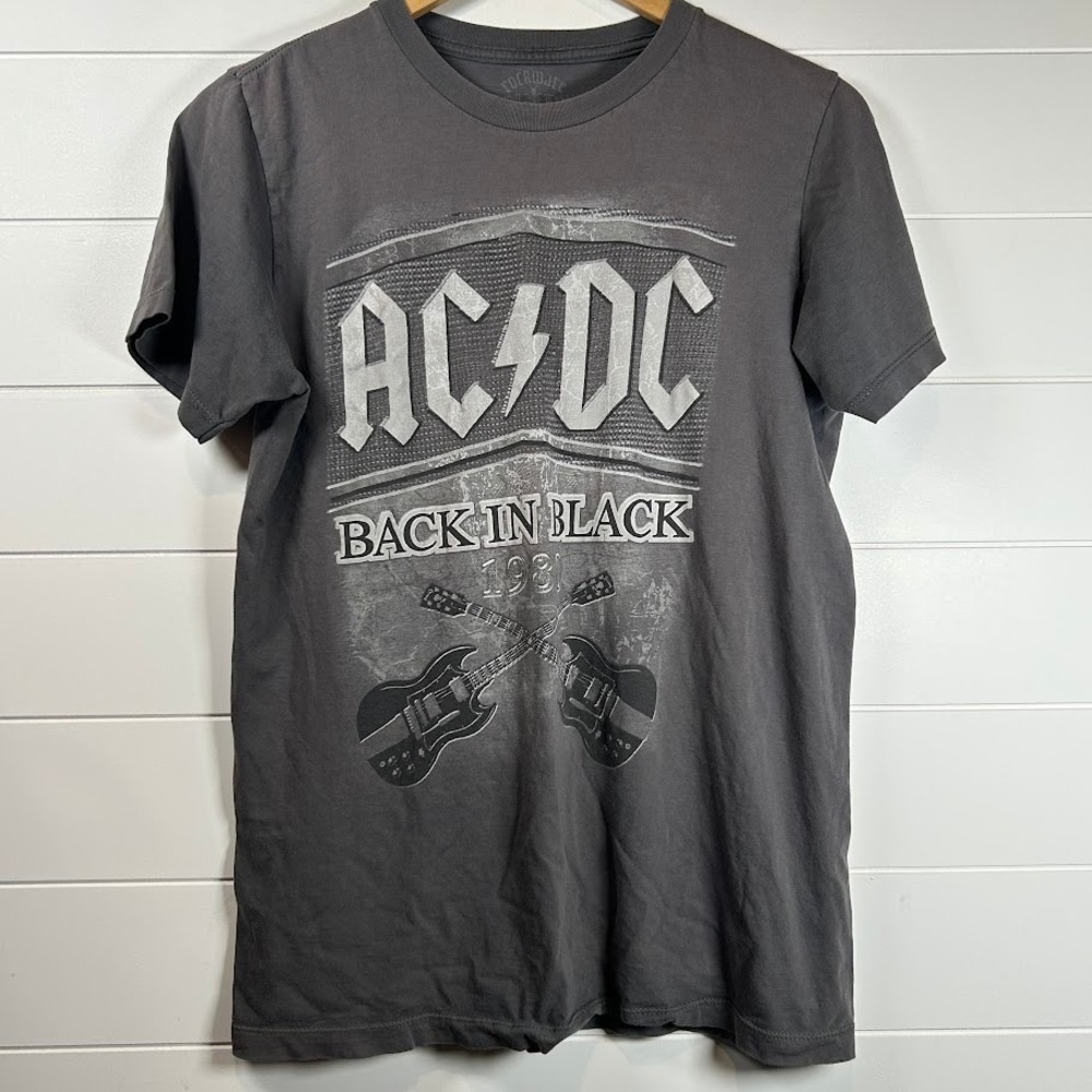 AC/DC Back in Black 2008 Rock Band Graphic T-Shirt Gray Tee Rockware Anthill Trd